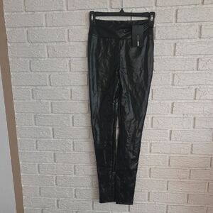 Black Faux Leather Ruched Butt Leggings